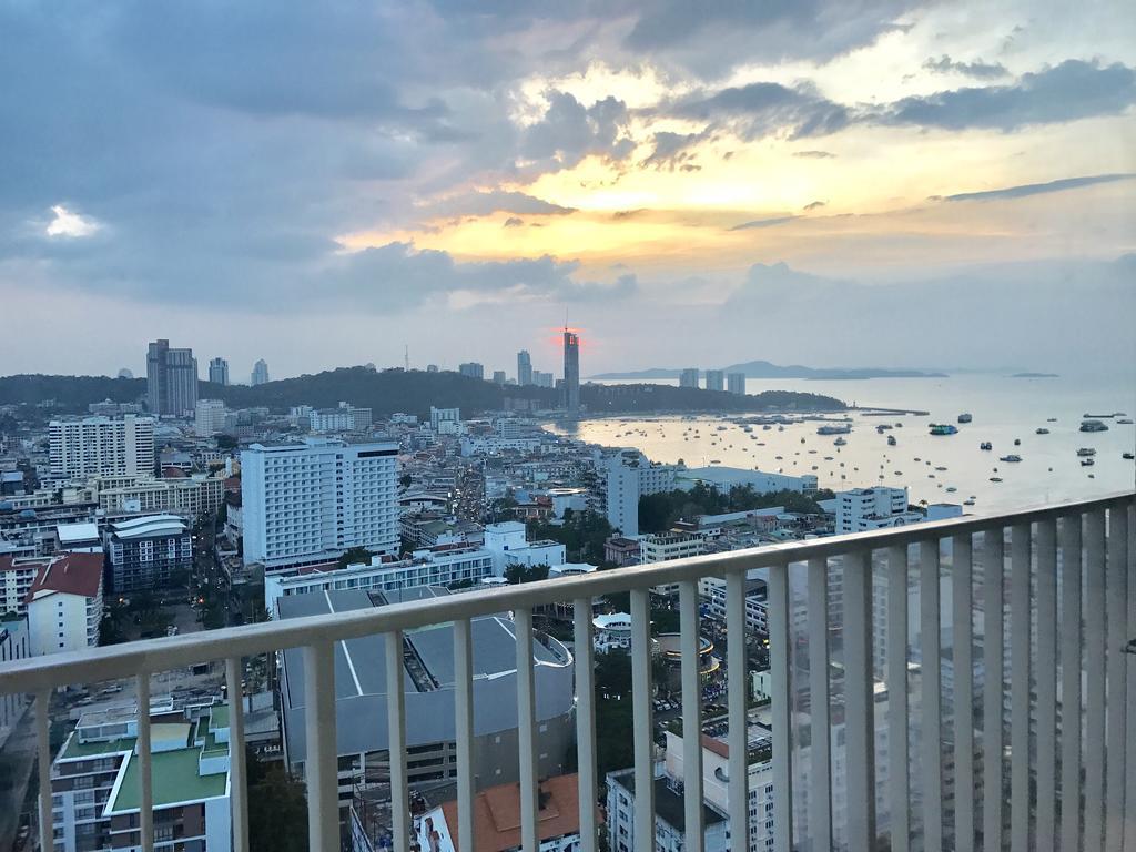 Base Central Pattaya By Alex Екстер'єр фото