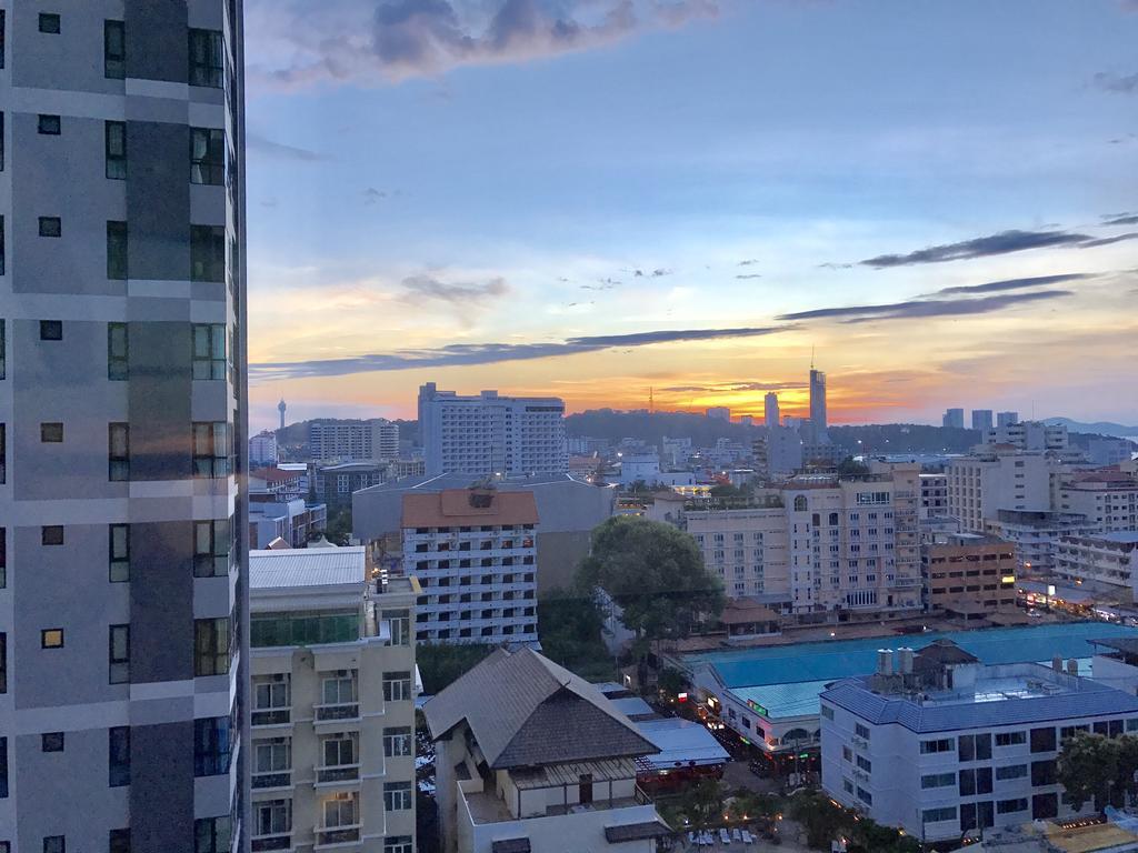 Base Central Pattaya By Alex Екстер'єр фото